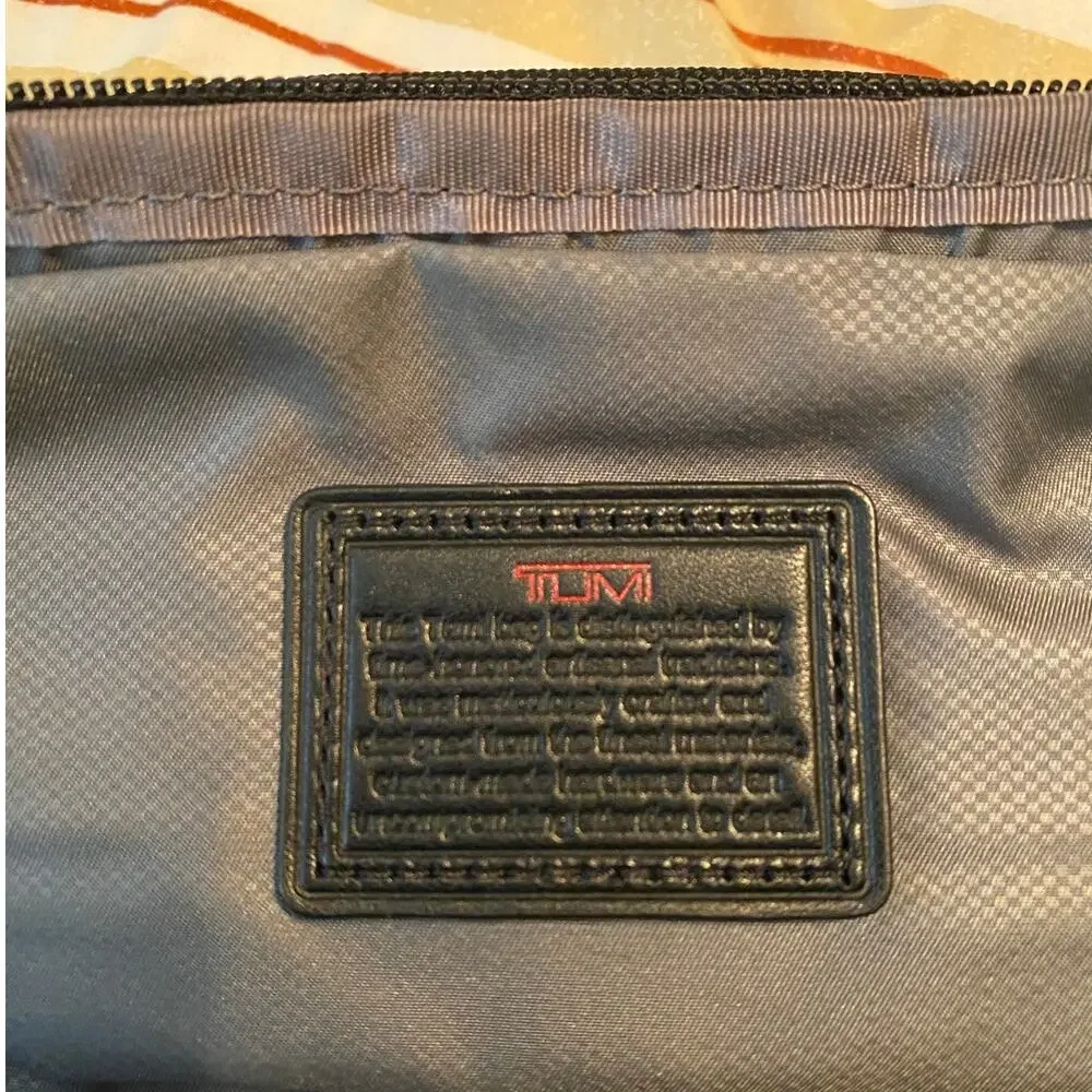TUMI Alpha 2 Black Ballistic Nylon Travel Messenger Crossbody Bag 22116D2